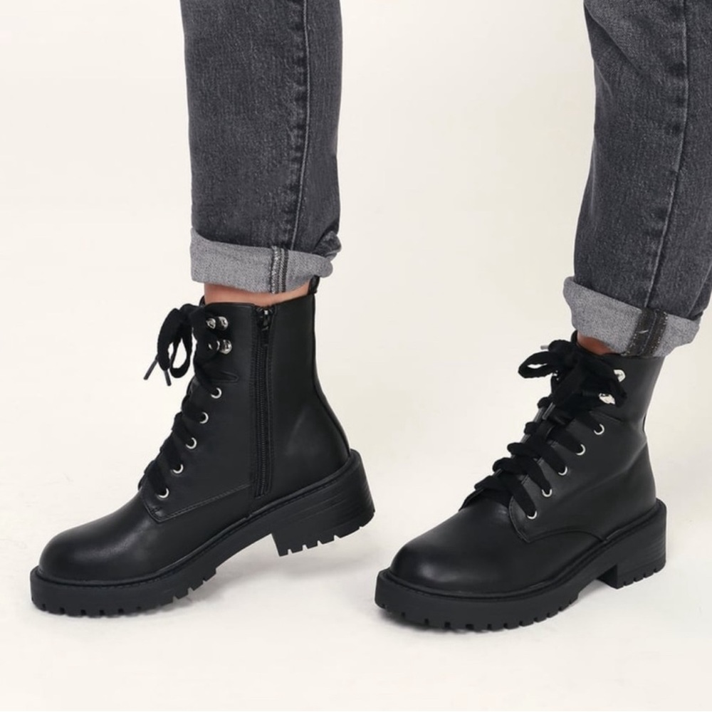 Madden girl lace-up combat boots